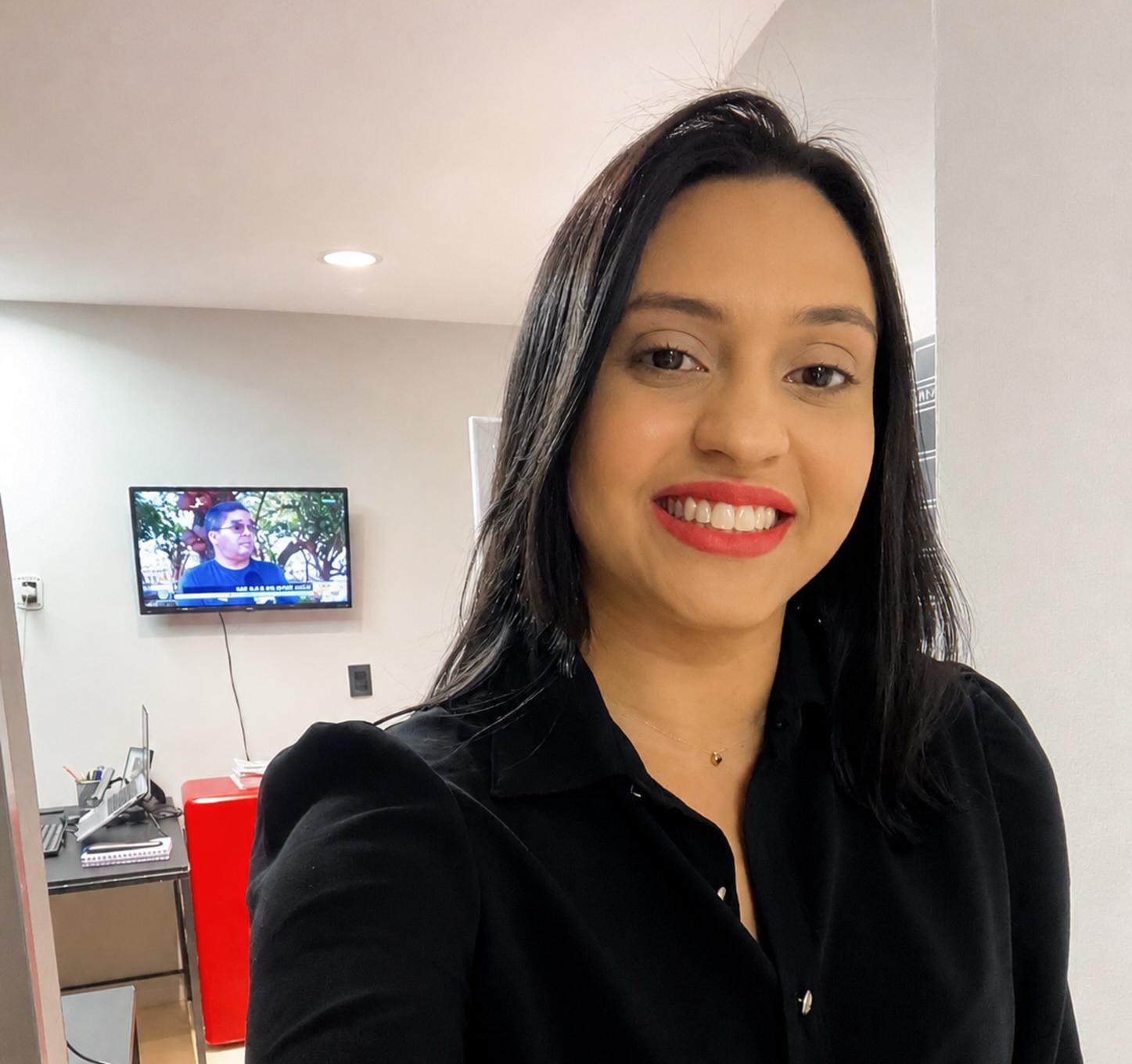 Vitória Vivian 